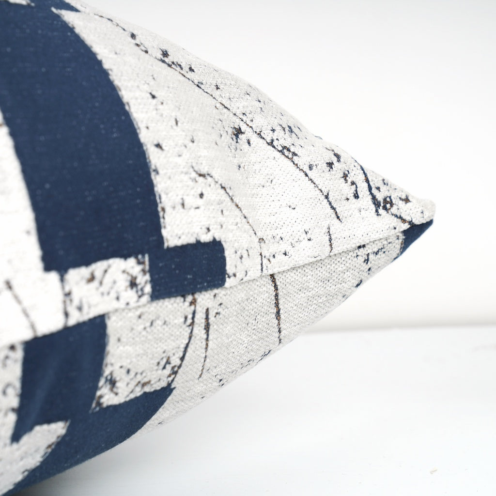 Telescope Lapis Blue - Cushion